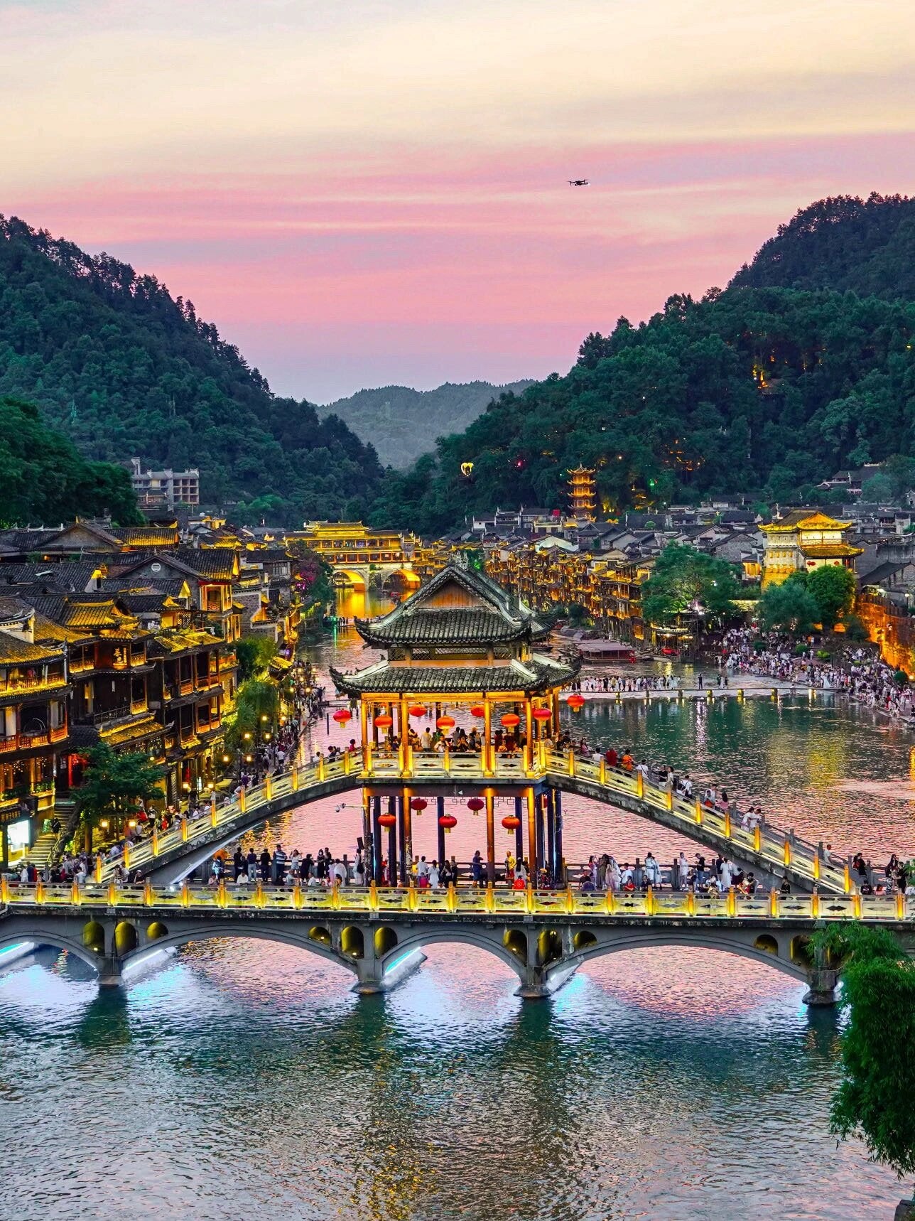 Manila- Zhangjiajie +Furong Town+ Fenghuang|8D7N |Connecting Flight